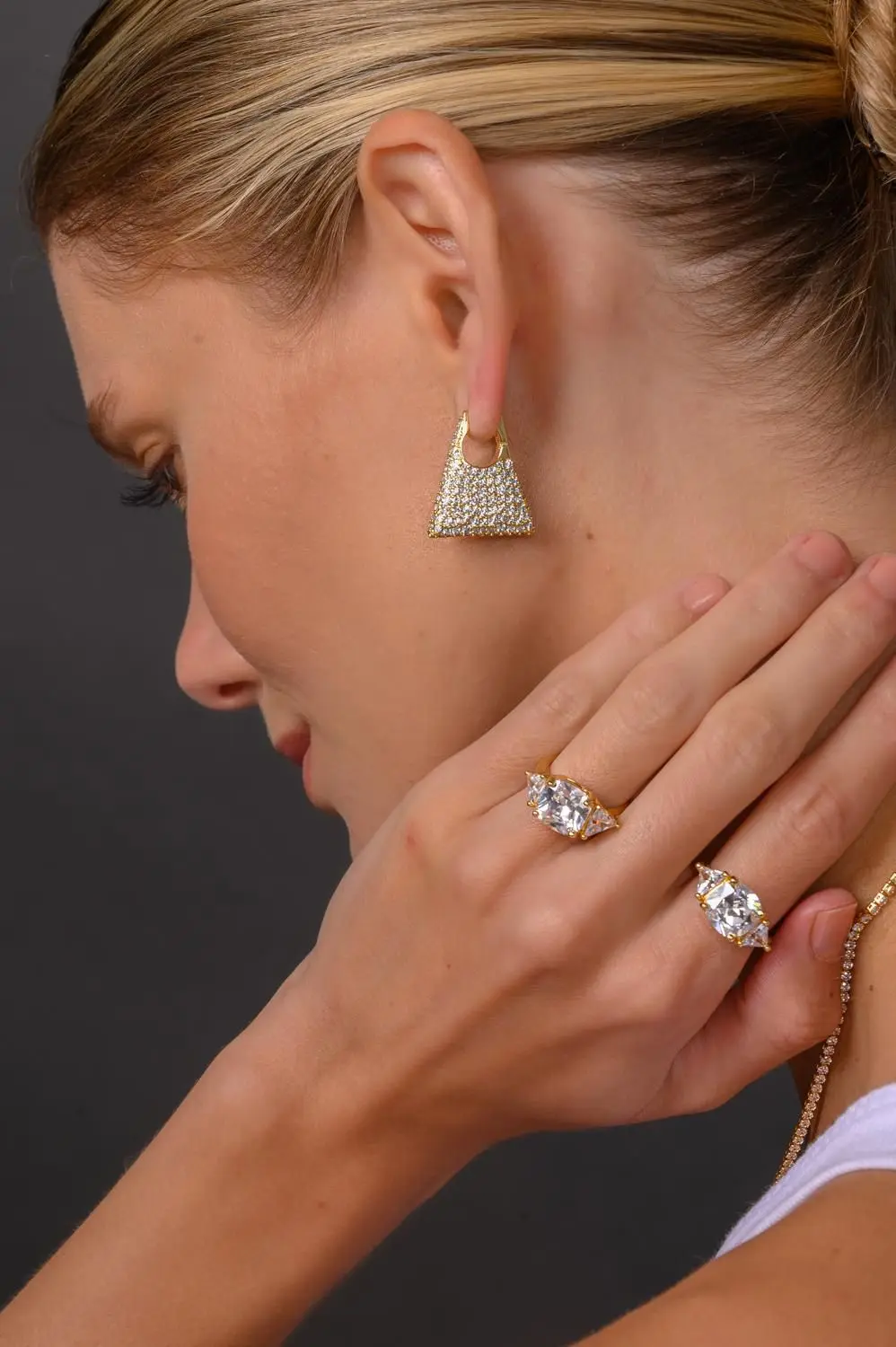 Anel Lindit Incolor com Banho em Ouro 18k