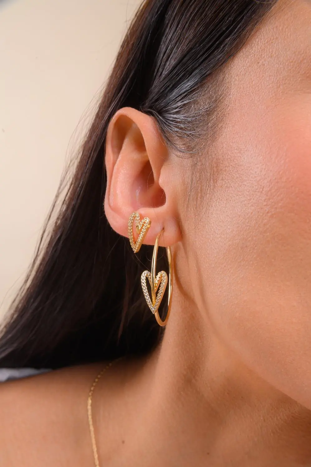 Argola Coração Cravejado com Ouro 18k