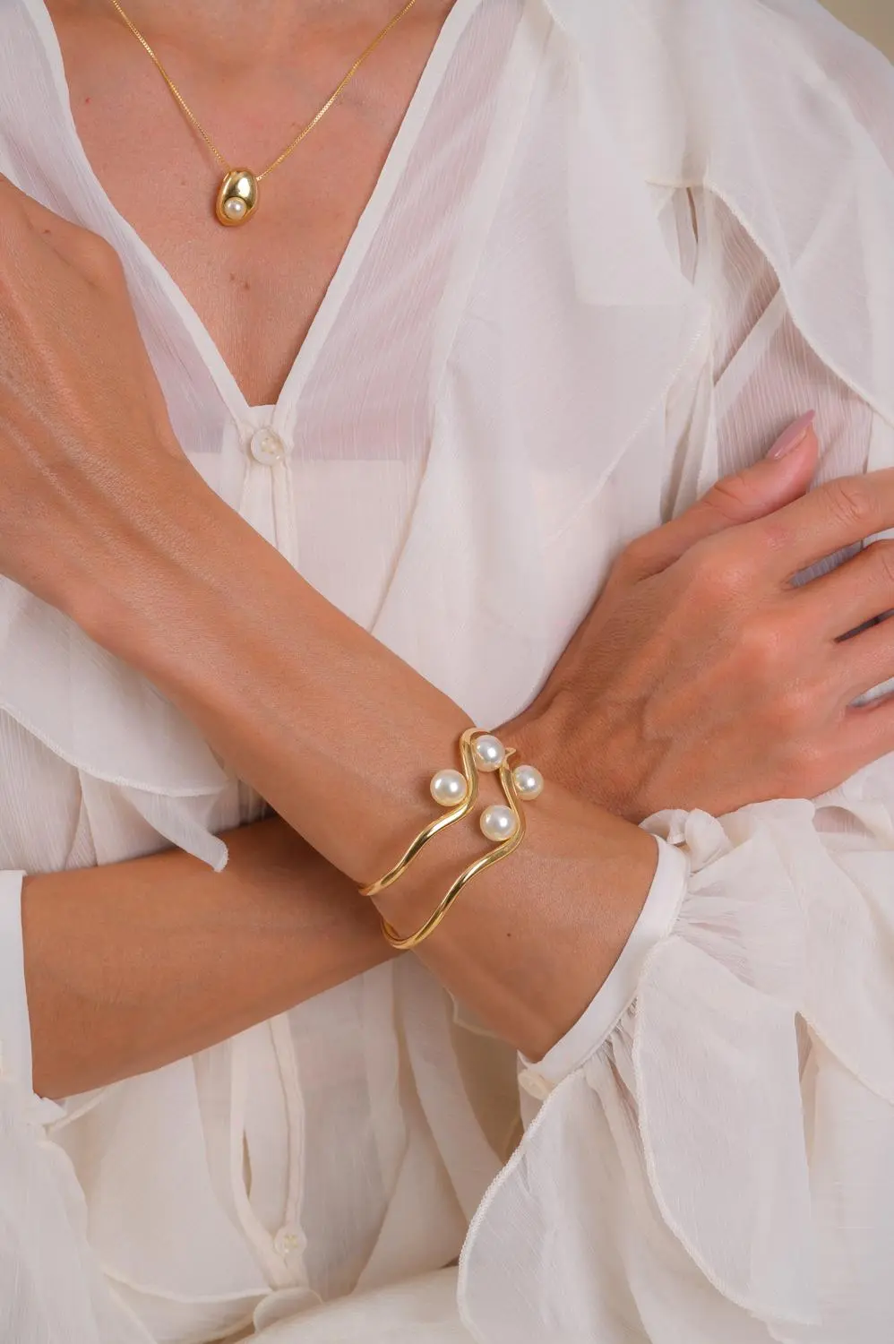 Bracelete Organic Pérola com Banho em Ouro 18k