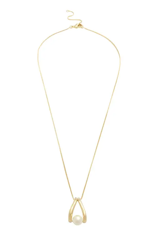 Colar Triângulo de Pérola com Banho em Ouro 18k