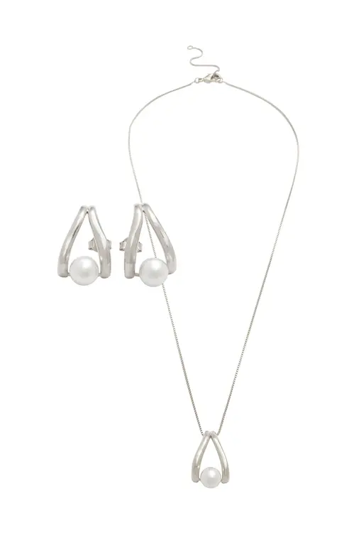 Kit Colar e Brinco Triângulo de Pérola com Banho em Ródio Branco