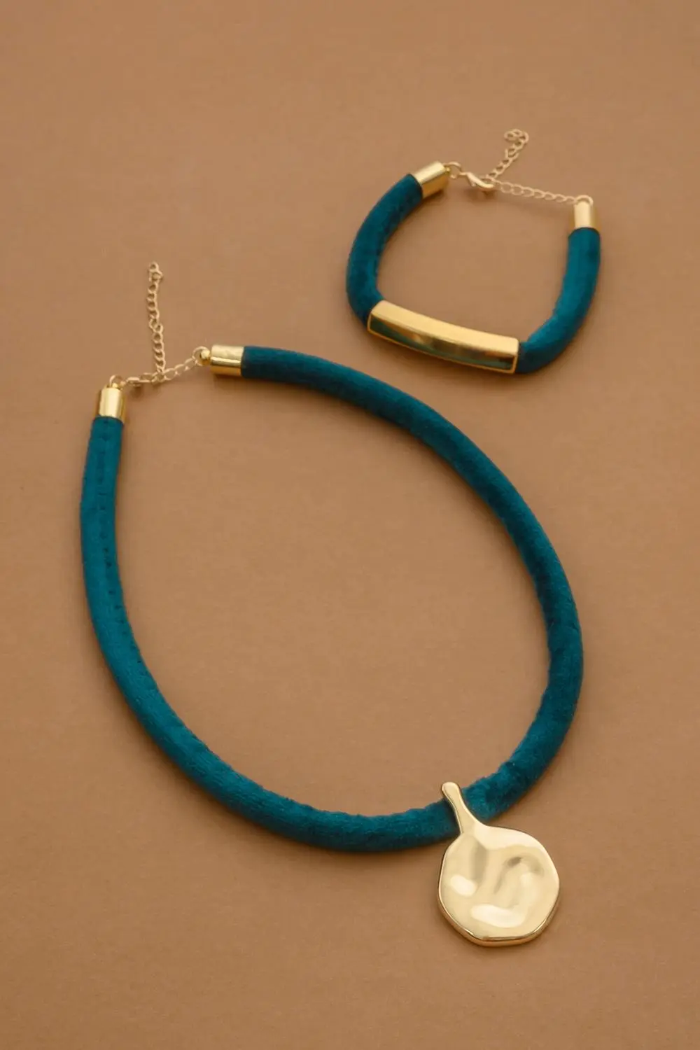Pulseira Serena Turquesa com Banho em Ouro 18k