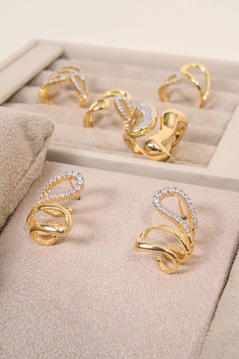 Combo Autoral Cravejado Sintonia em Ouro 18k