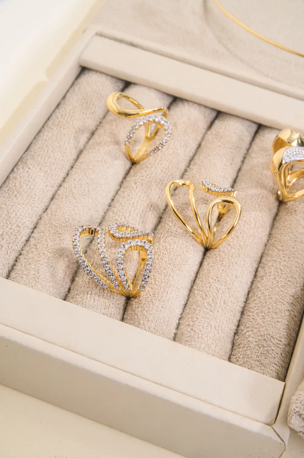 Combo Autoral Cravejado Sintonia em Ouro 18k