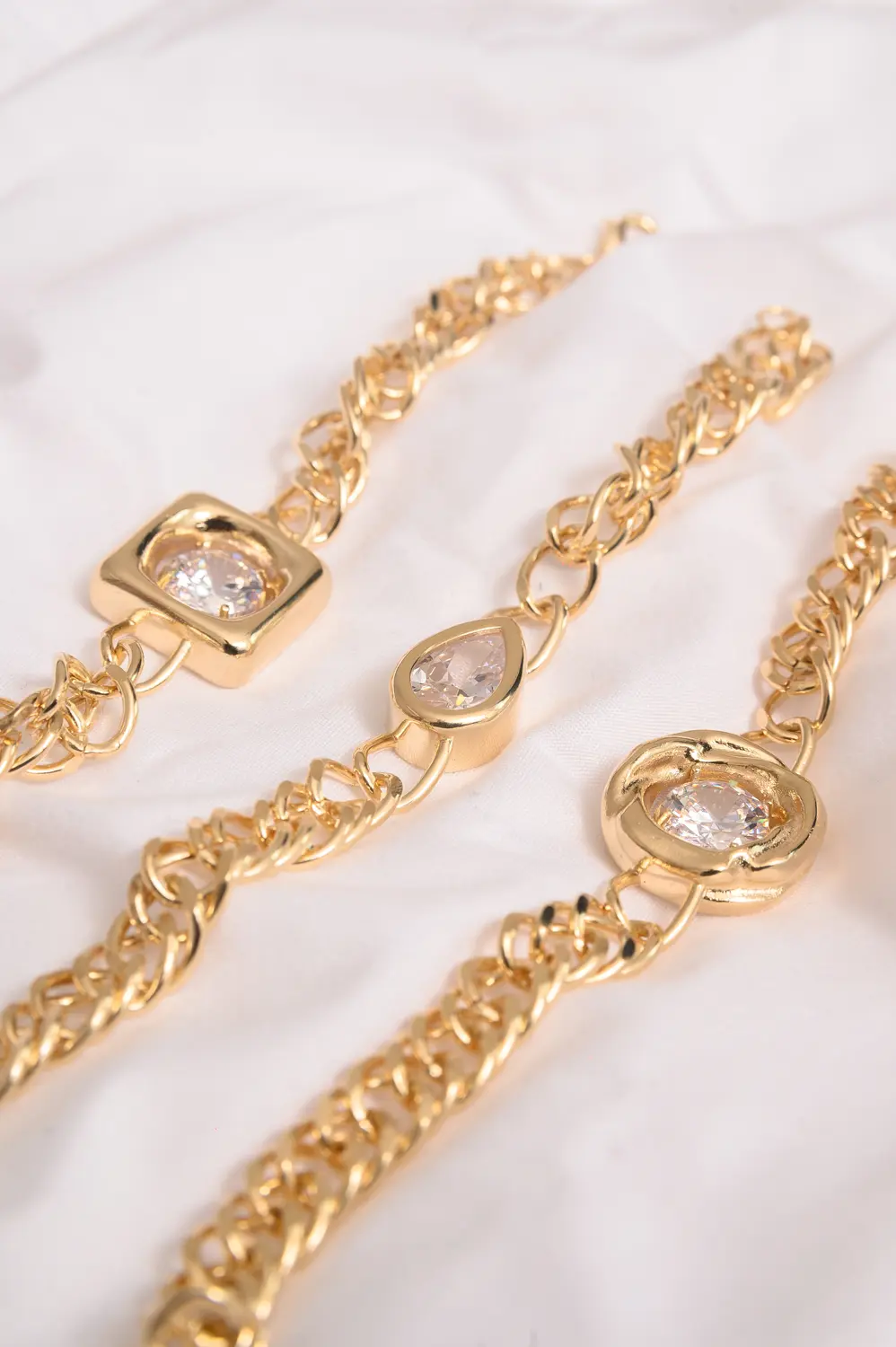 Pulseira Gota Conecta com Banho em Ouro 18k