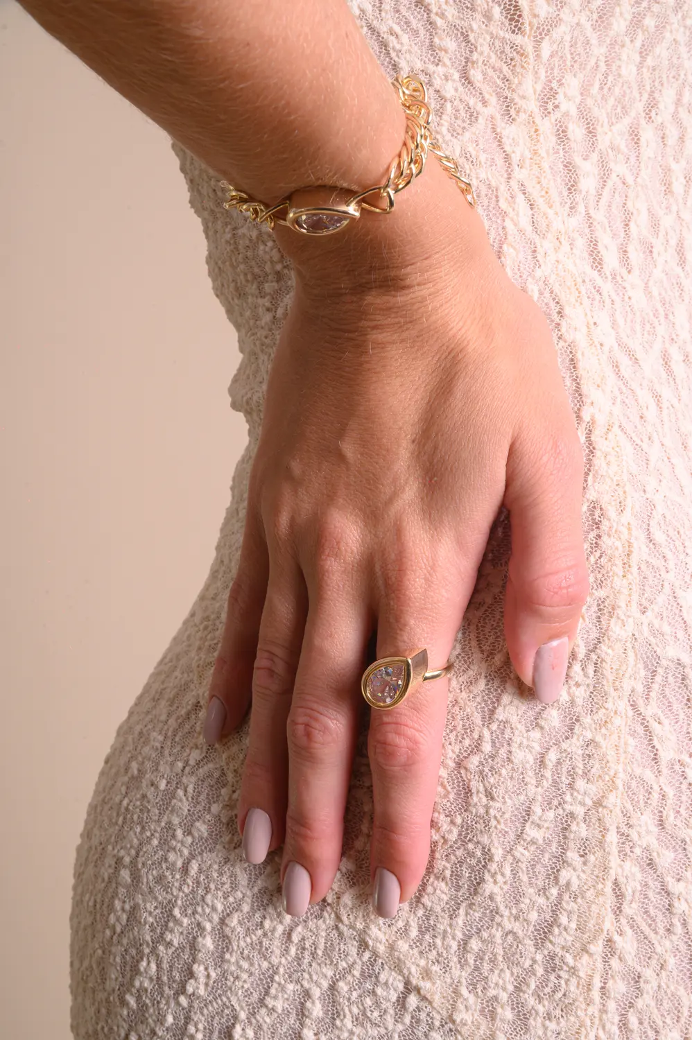 Pulseira Gota Conecta com Banho em Ouro 18k