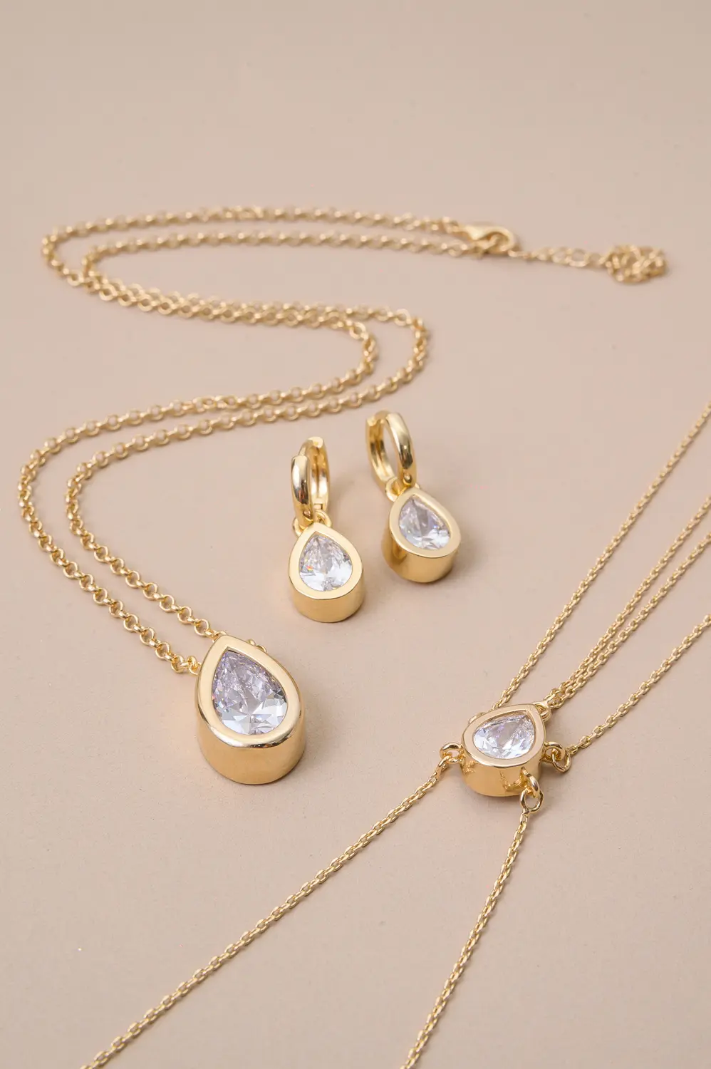 Colar Gota Conecta com Banho em Ouro 18k