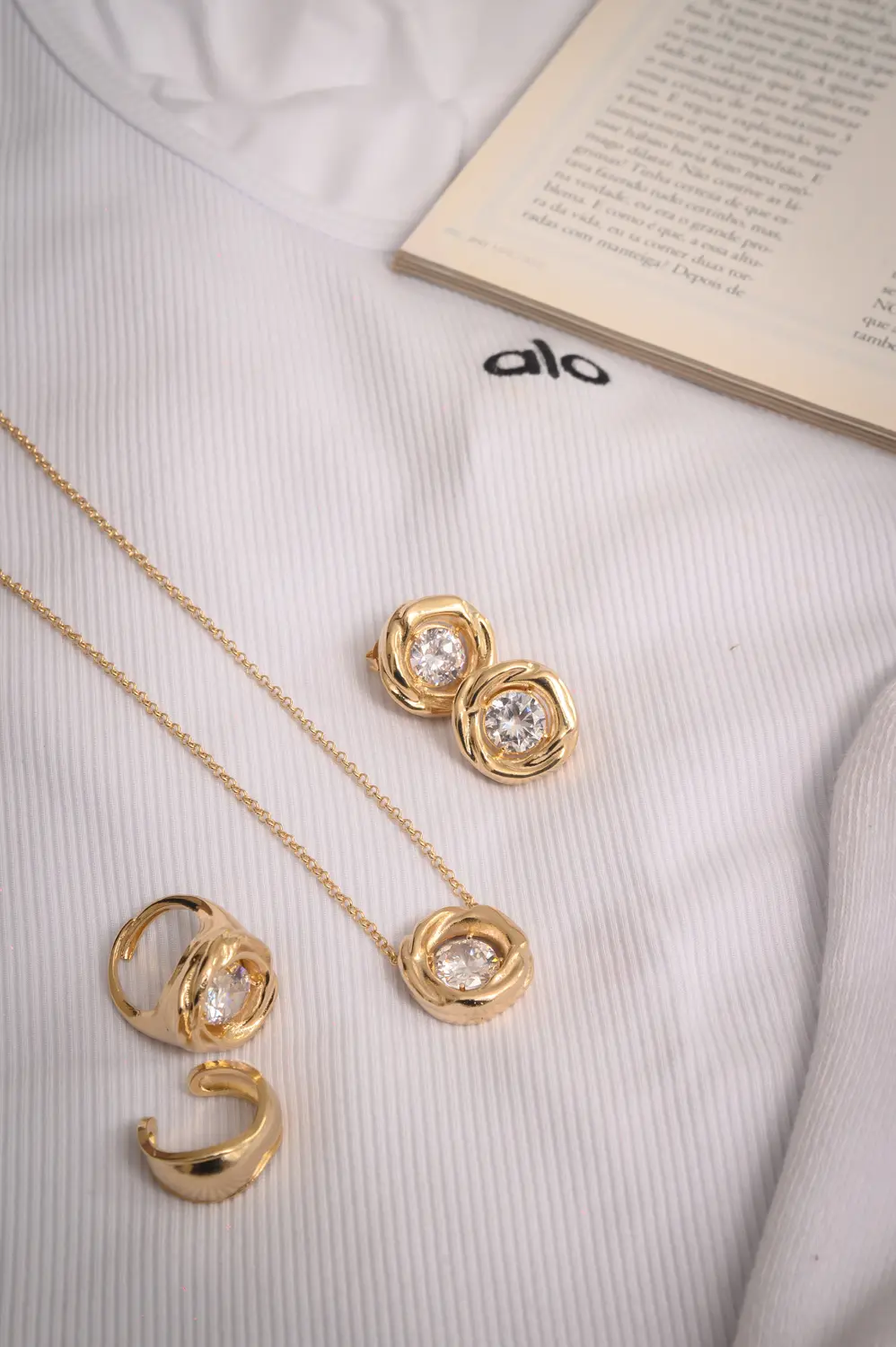 Colar Conecta com Banho em Ouro 18k