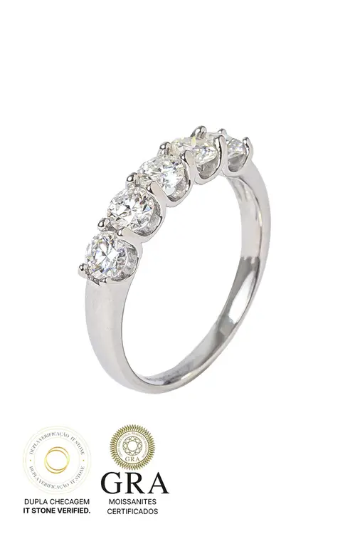 Anel Meia Aliança Moissanite 4mm - 0,3 ct em Prata 925 Banhado em Ródio Branco