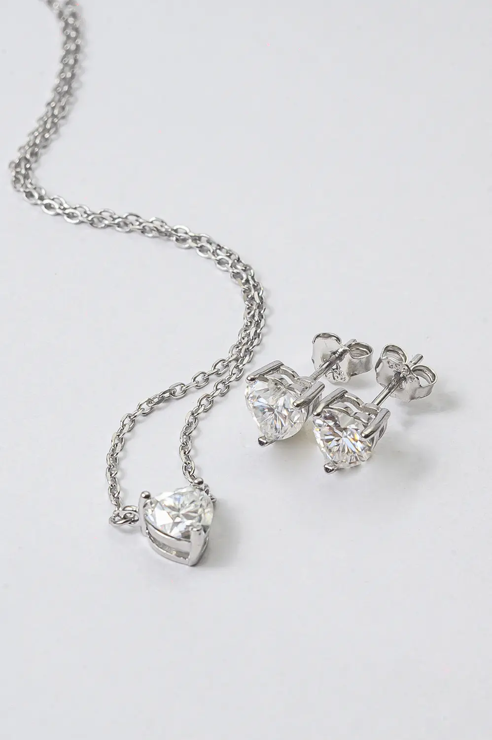 Colar Coração Moissanite 6mm - 0,8 CT em Prata 925 Banhado em Ródio Branco