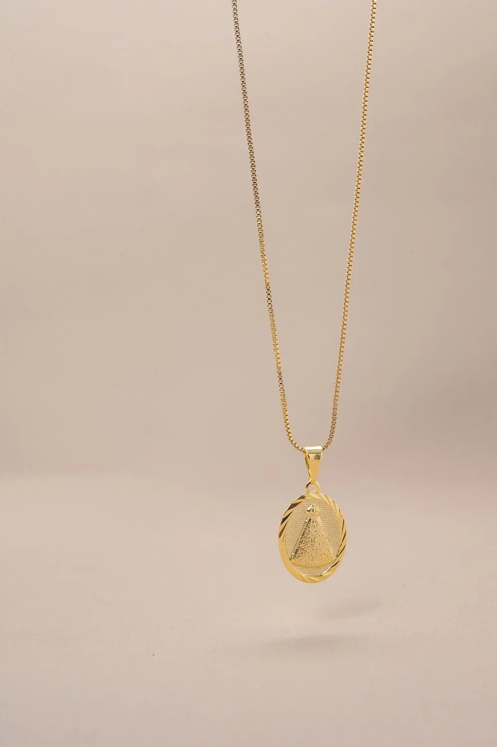 Colar Medalha Nossa Senhora com Banho em Ouro 18k