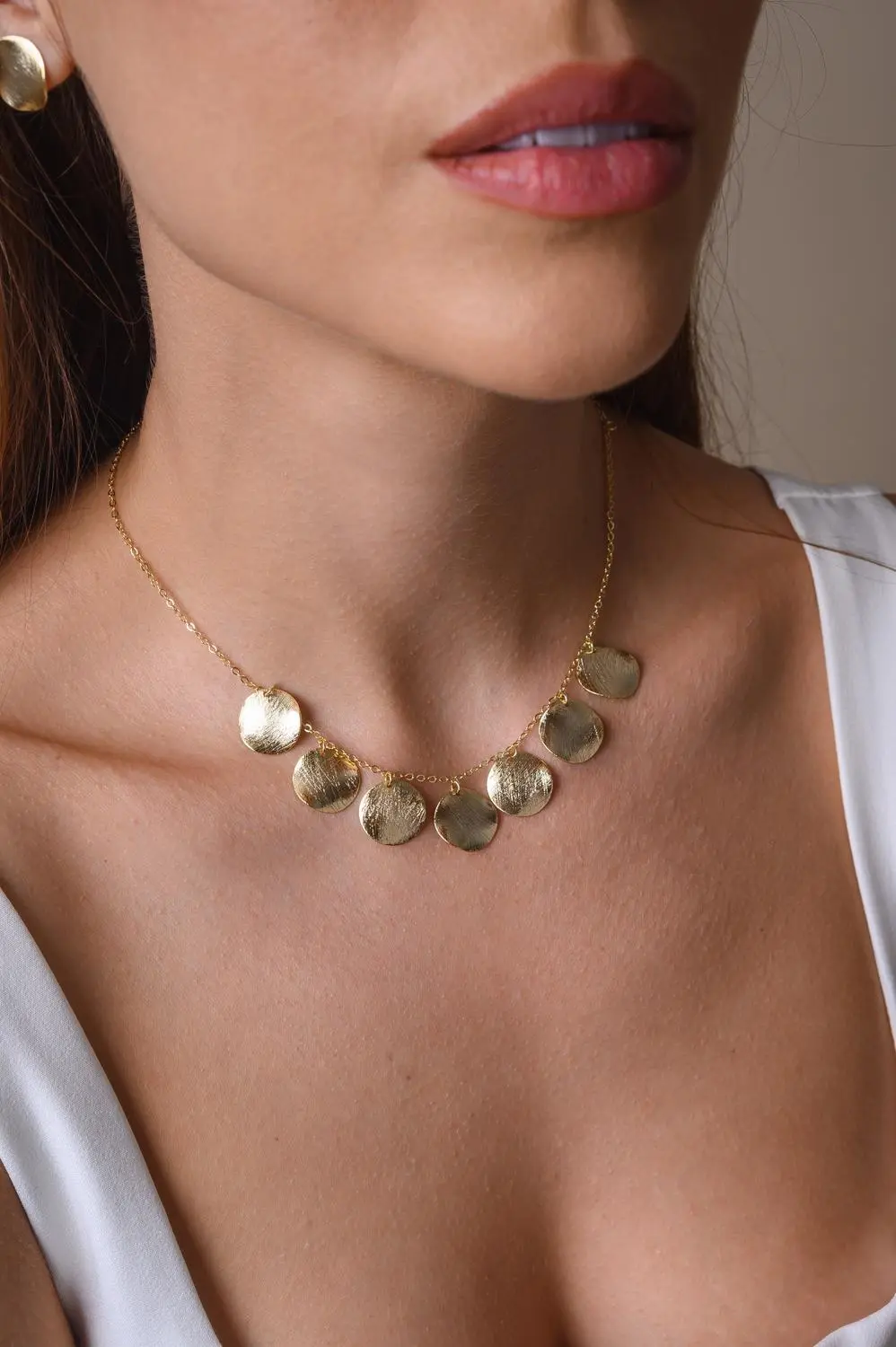Colar Medalhas Riscadas com Banho em Ouro 18k