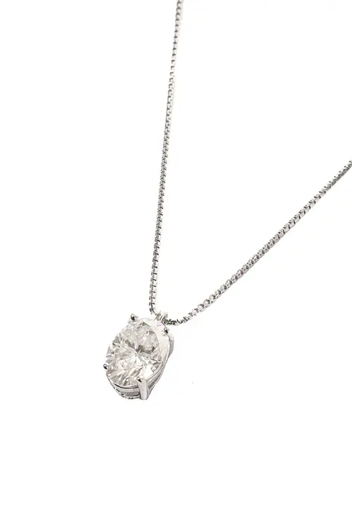 Colar Oval Moissanite 5/7mm em Prata 925 com Banho em Ródio Branco