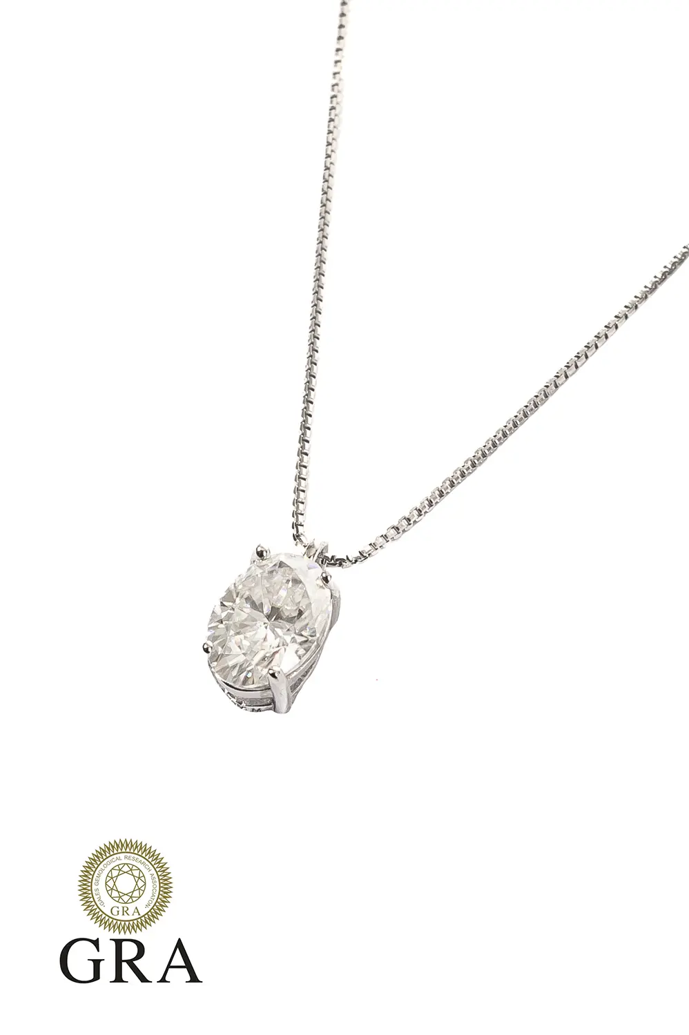 Colar Oval Moissanite 5/7mm em Prata 925 com Banho em Ródio Branco