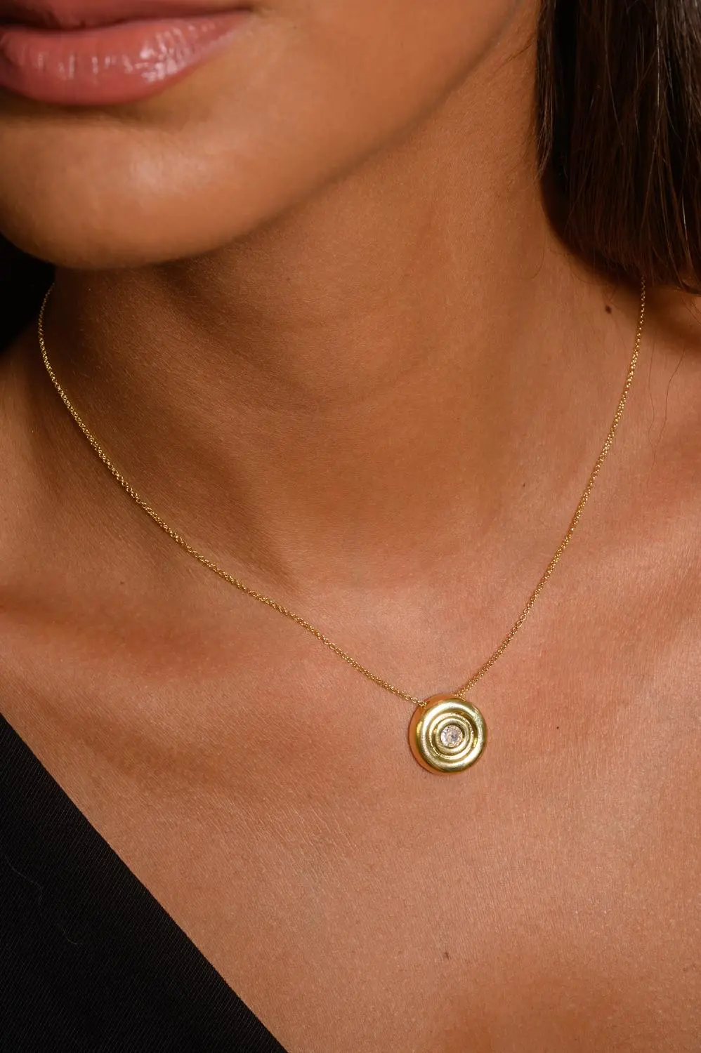 Colar Voltas e Zircônia com Banho em Ouro 18k