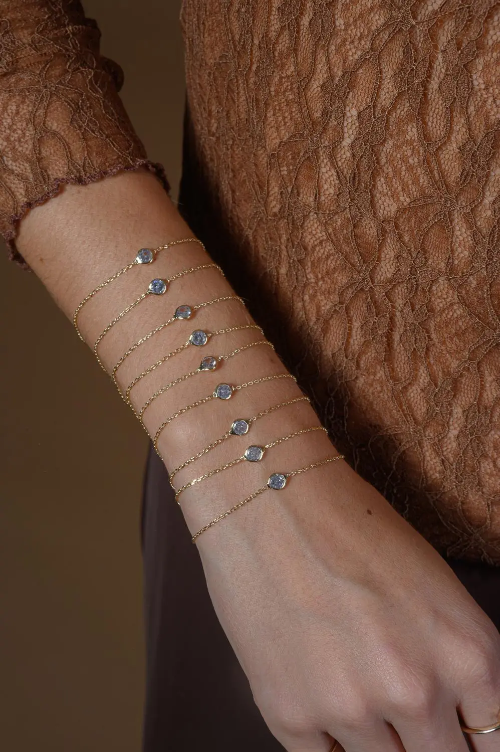 Pulseira Uma Esfera com Banho em Ouro 18k