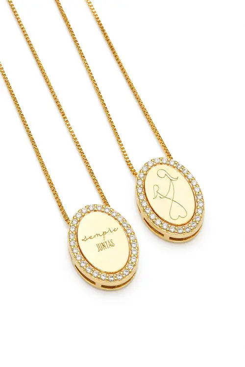 Escapulário Mãe Sempre Juntas com Banho em Ouro 18k