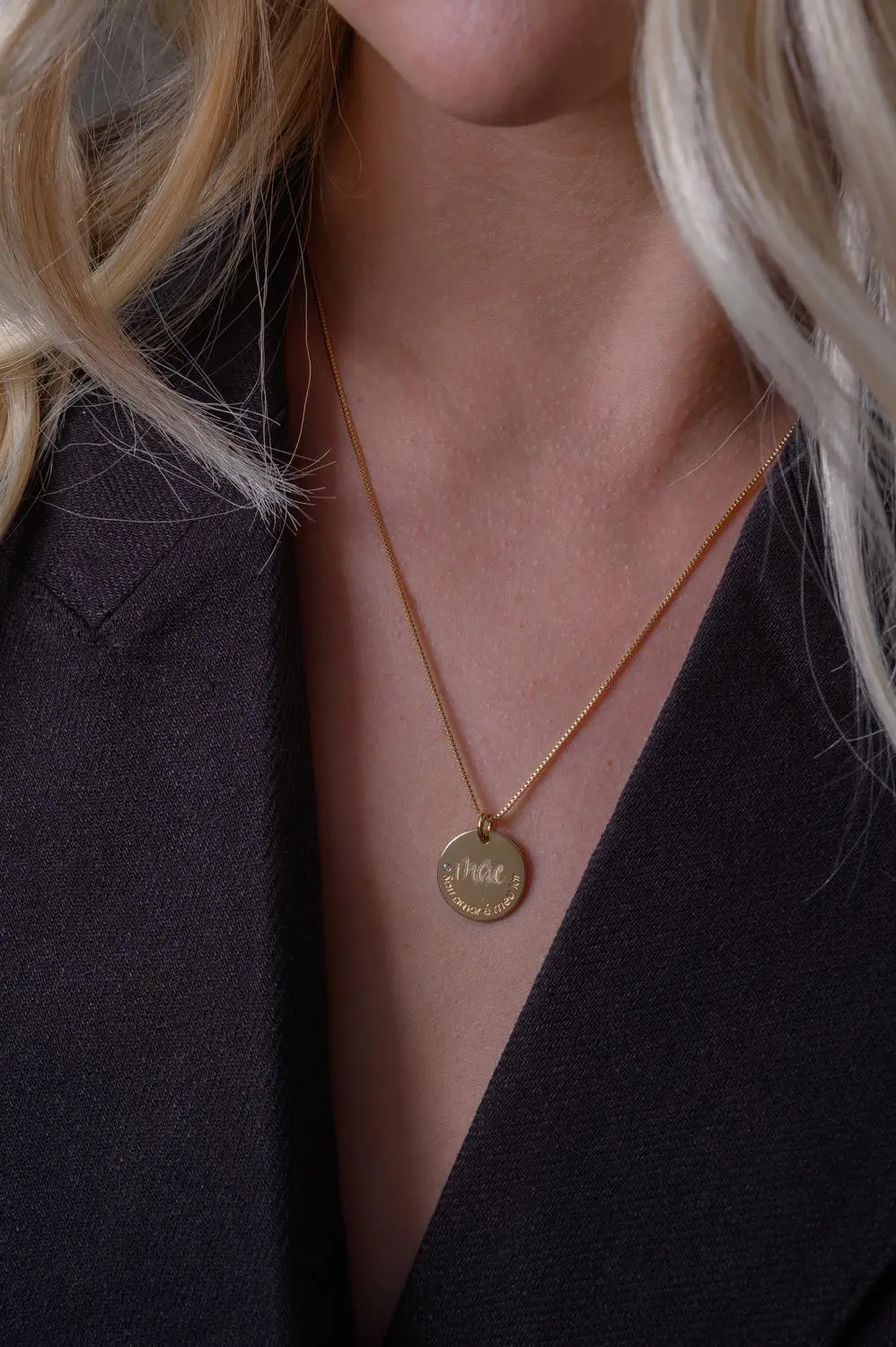 Colar Mãe Seu Amor é Meu Lar com Banho em Ouro 18k