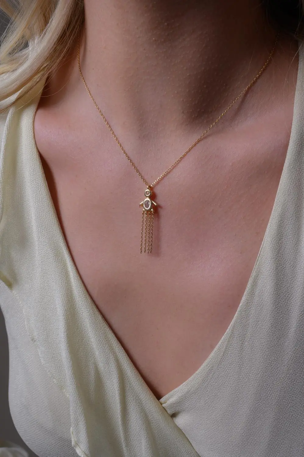 Colar Menina Delicada com Banho em Ouro 18k