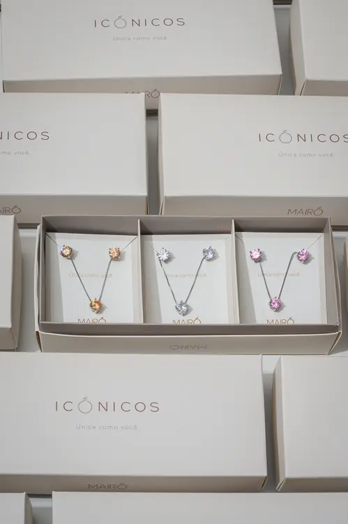 Kit Ponto de Luz Icônicos Mairó em Ródio Branco