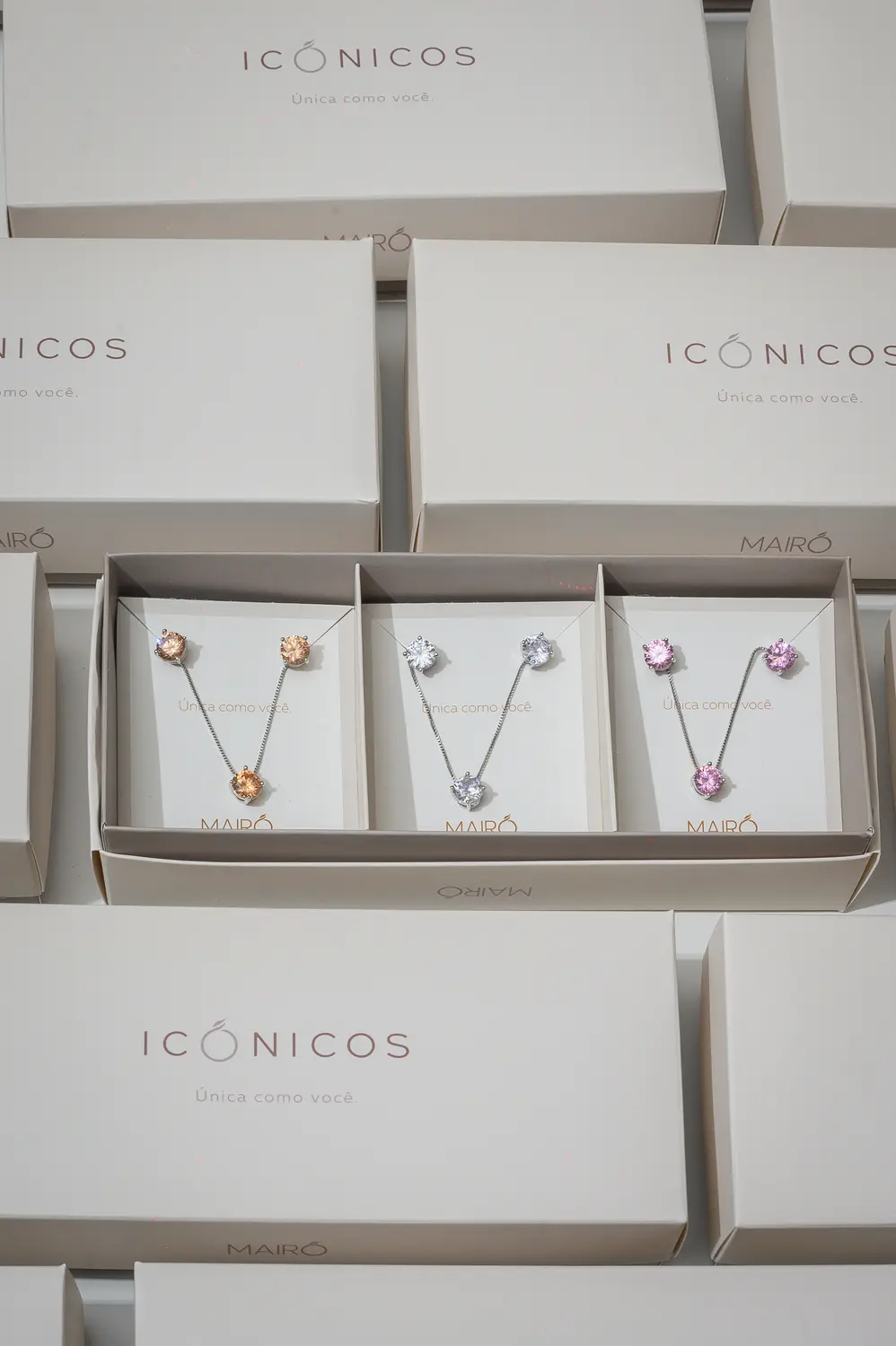 Kit Ponto de Luz Icônicos Mairó em Ródio Branco