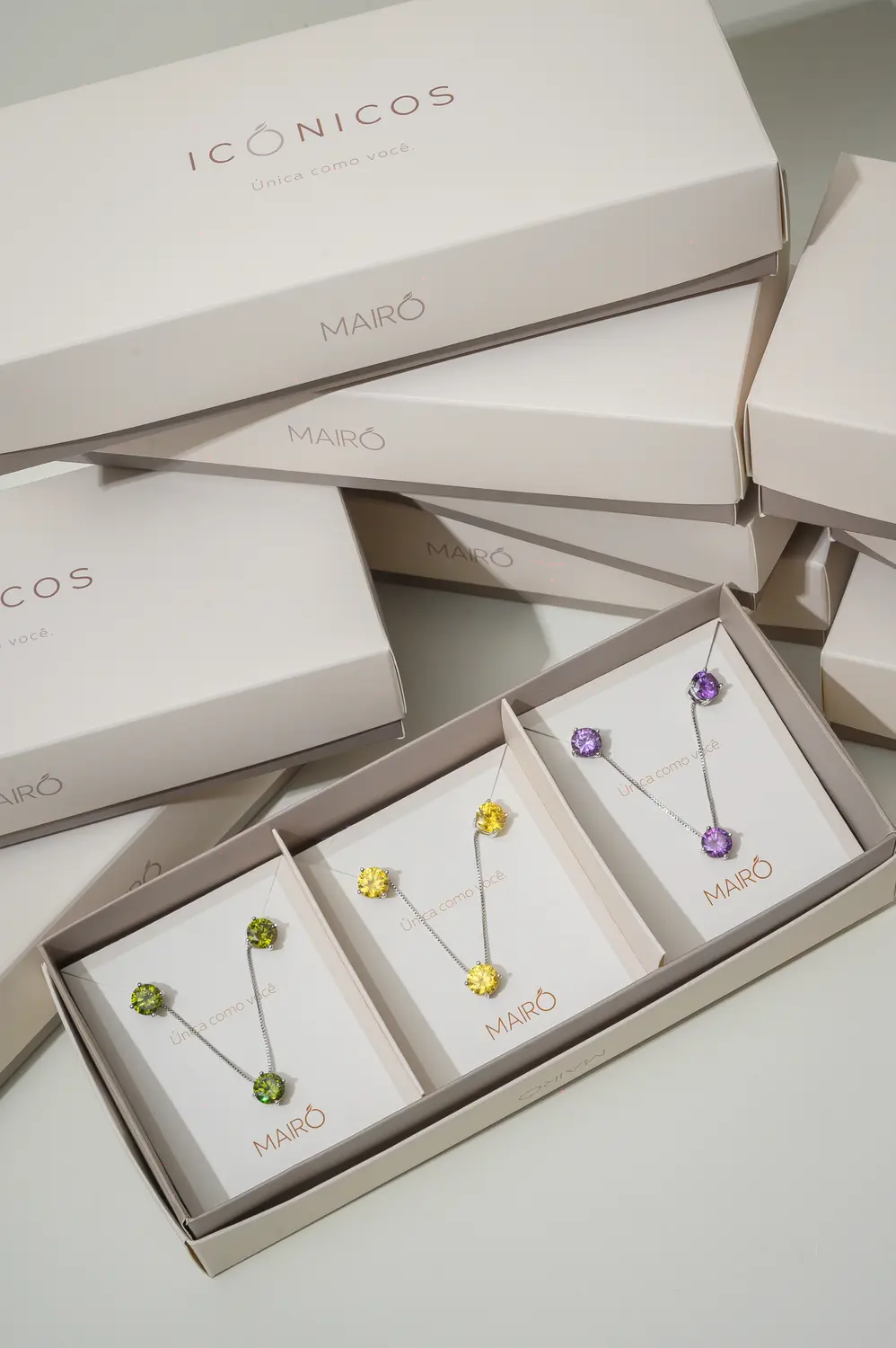 Kit Ponto de Luz Icônicos Mairó em Ródio Branco