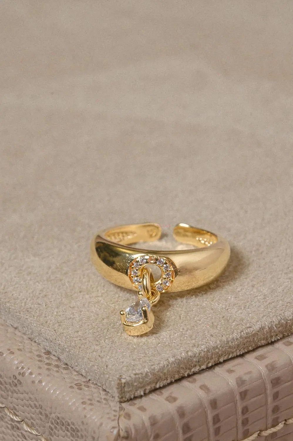 Anel Gotinha Solta com Banho em Ouro 18k