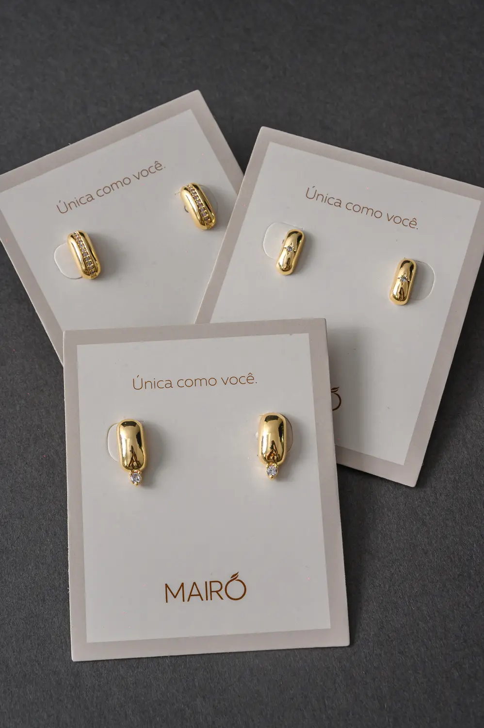 Brinco Mini Constelação com Banho em Ouro 18k