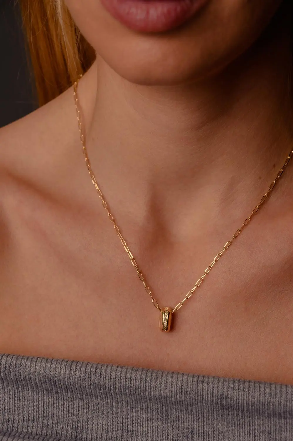 Colar Fio Elo Cravejado com Banho em Ouro 18k