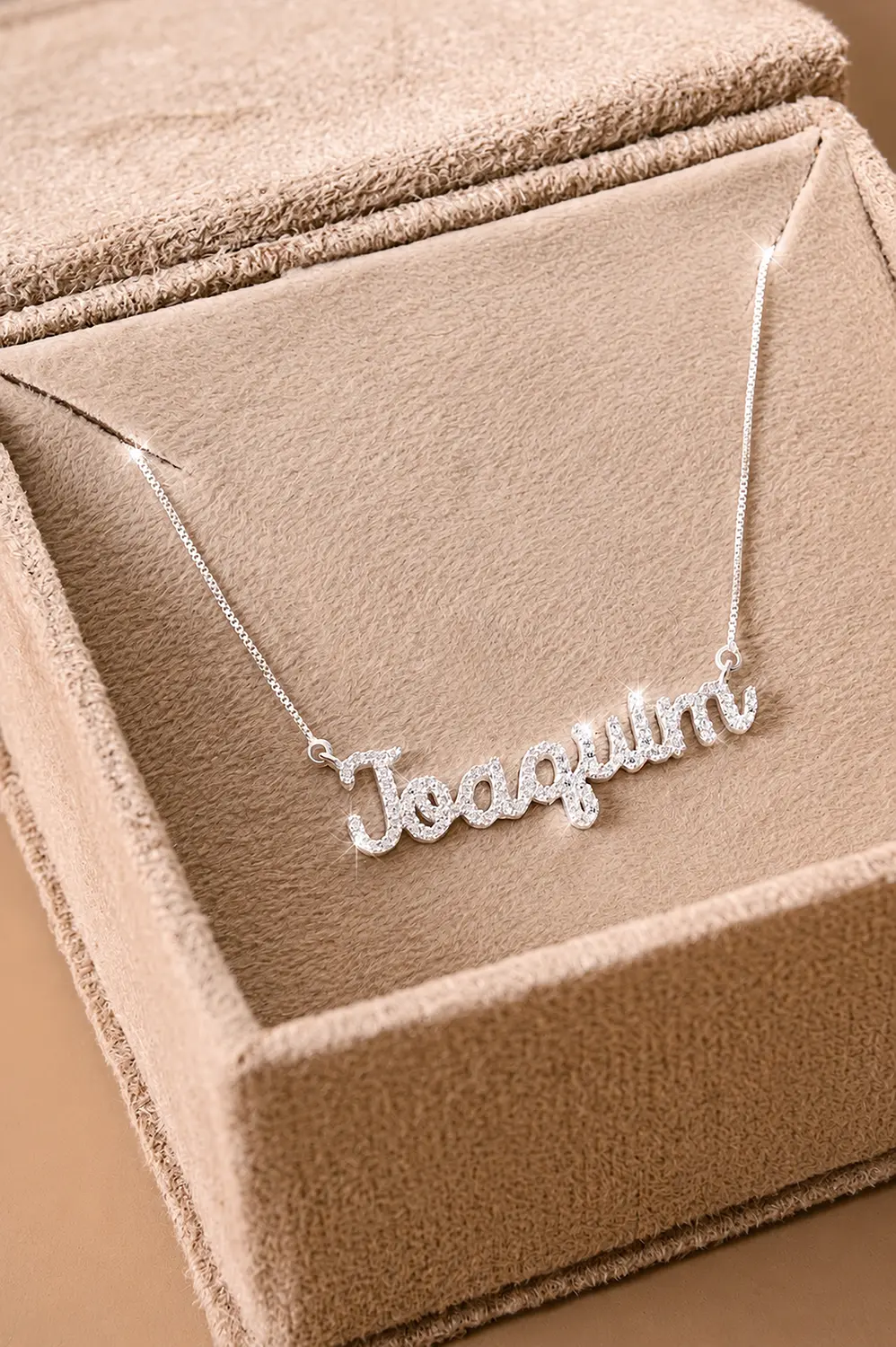 Colar de Letra na Prata 925 com Pedra de Moissanite