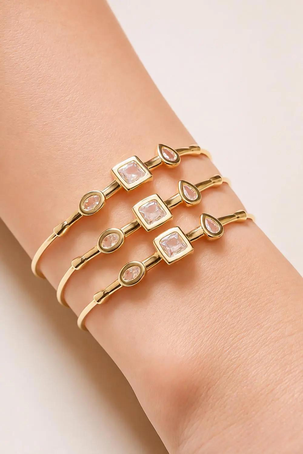 Bracelete Presença com Banho em Ouro 18k