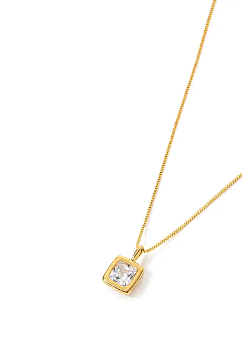 Colar Quadrado de Zircônia com Banho em Ouro 18k