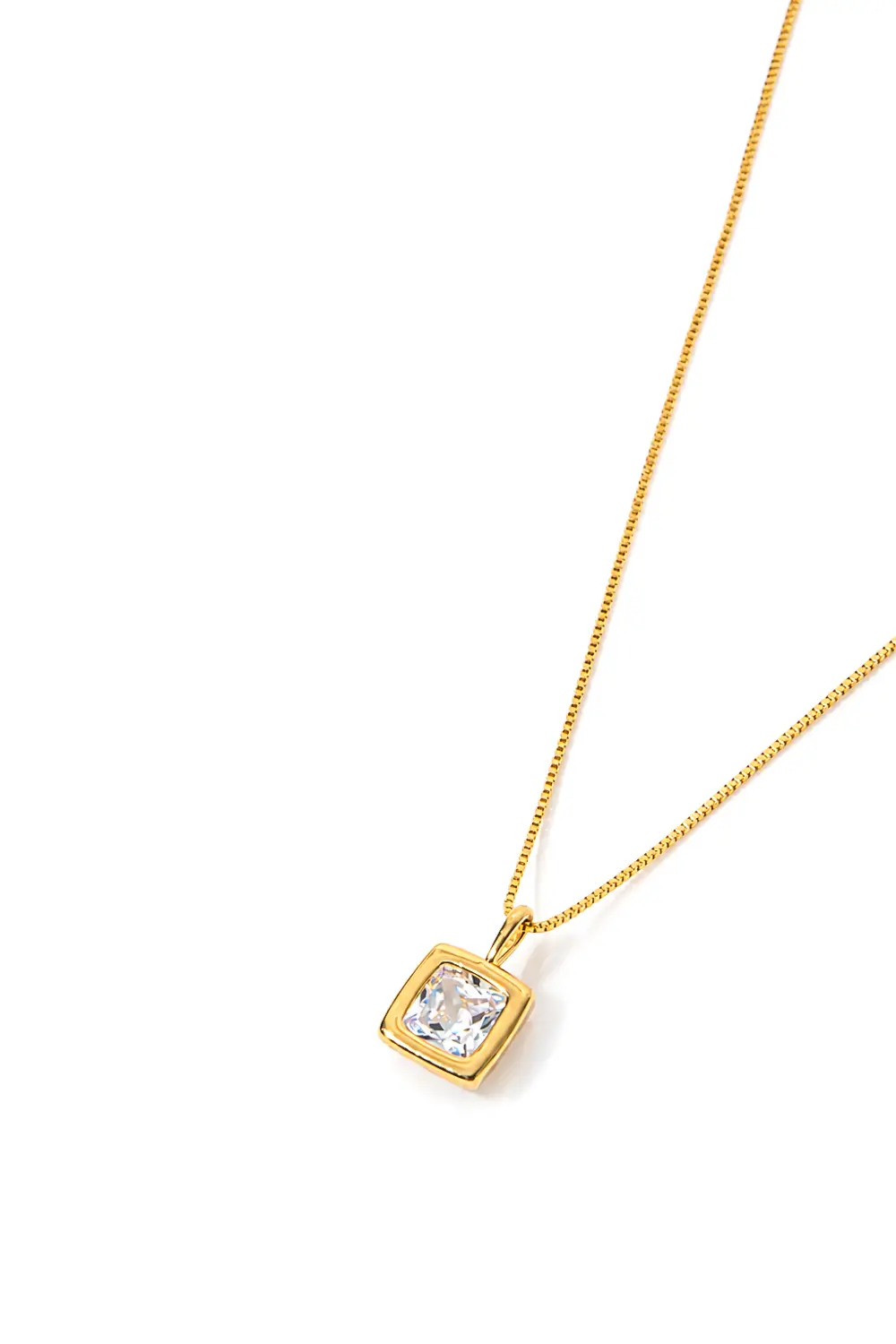 Colar Quadrado de Zircônia com Banho em Ouro 18k