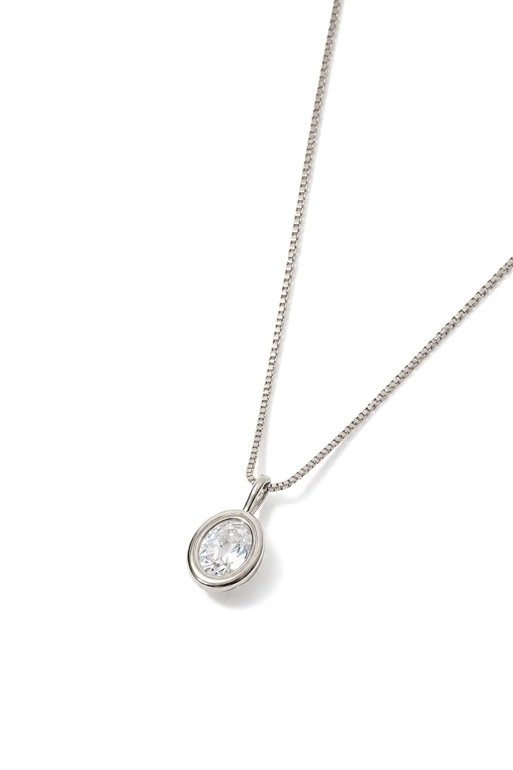 Colar Oval de Zircônia com Banho em Ródio Branco