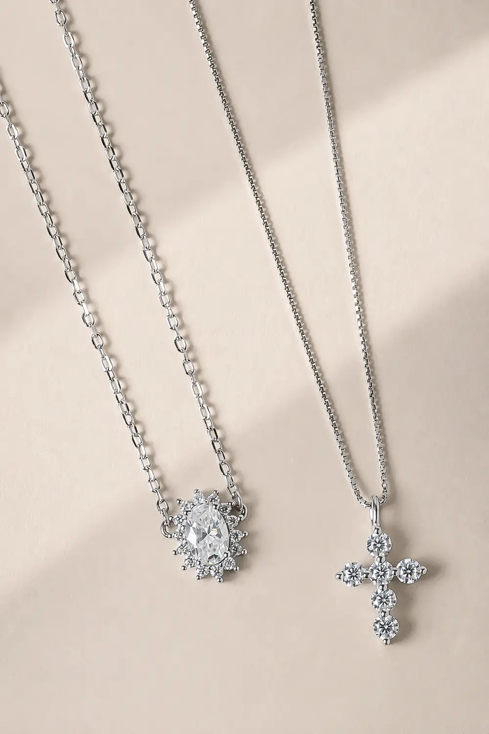 Colar Moissanite Delicado 4/6mm em Prata 925 com Banho em Ródio Branco