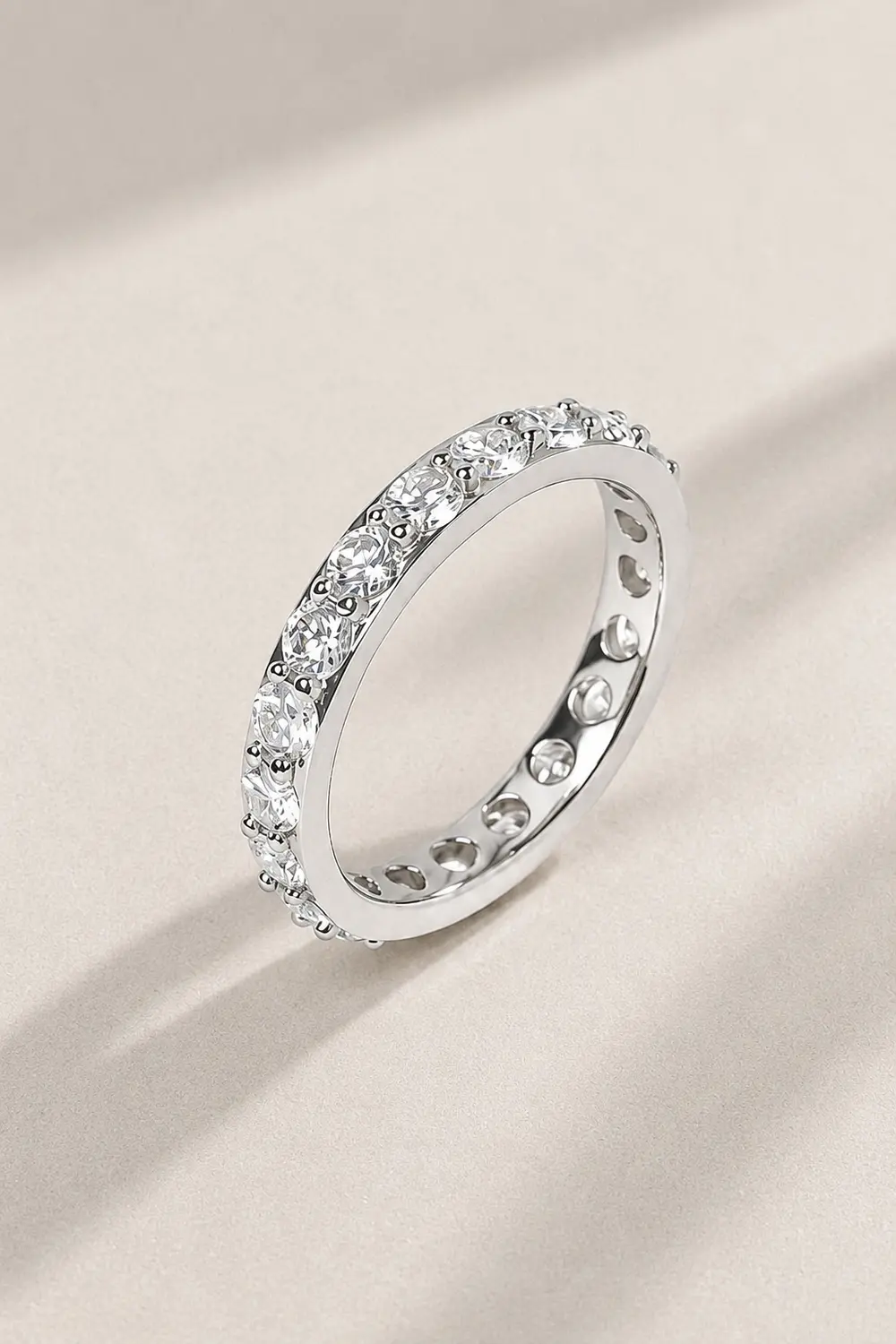 Anel Aliança Moissanite 3mm em Prata 925 com Banho em Ródio Branco