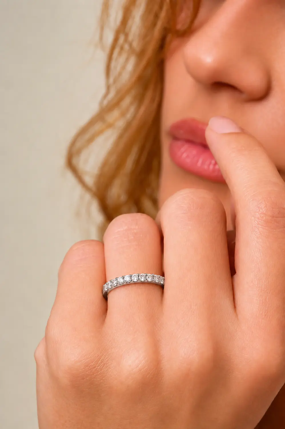 Anel Aliança Moissanite 3mm em Prata 925 com Banho em Ródio Branco