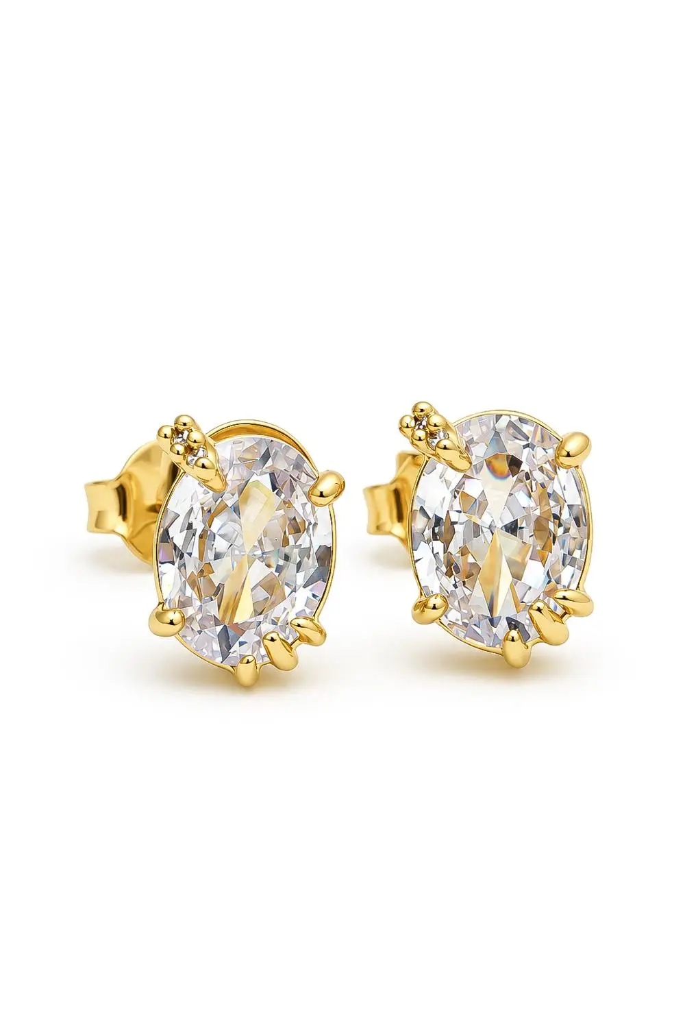 Brinco Oval de Garra Delicada com Zircônia com Banho em Ouro 18k
